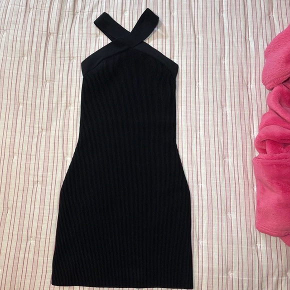 Elegant Aritzia Black Dress - Picture 2 of 3